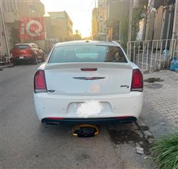 كرايسلر 300